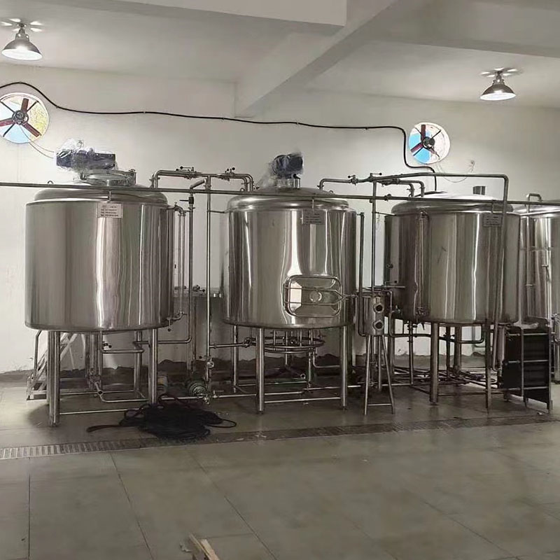 四平精酿啤酒设备厂—如何延长精酿啤酒设备的使用寿命